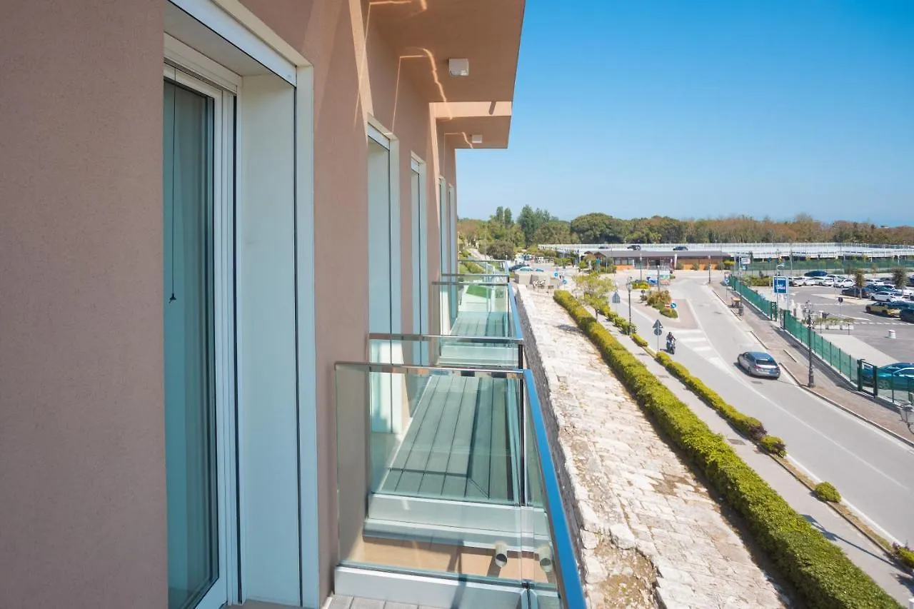Mosella Suite Hotel Sottomarina 3*,