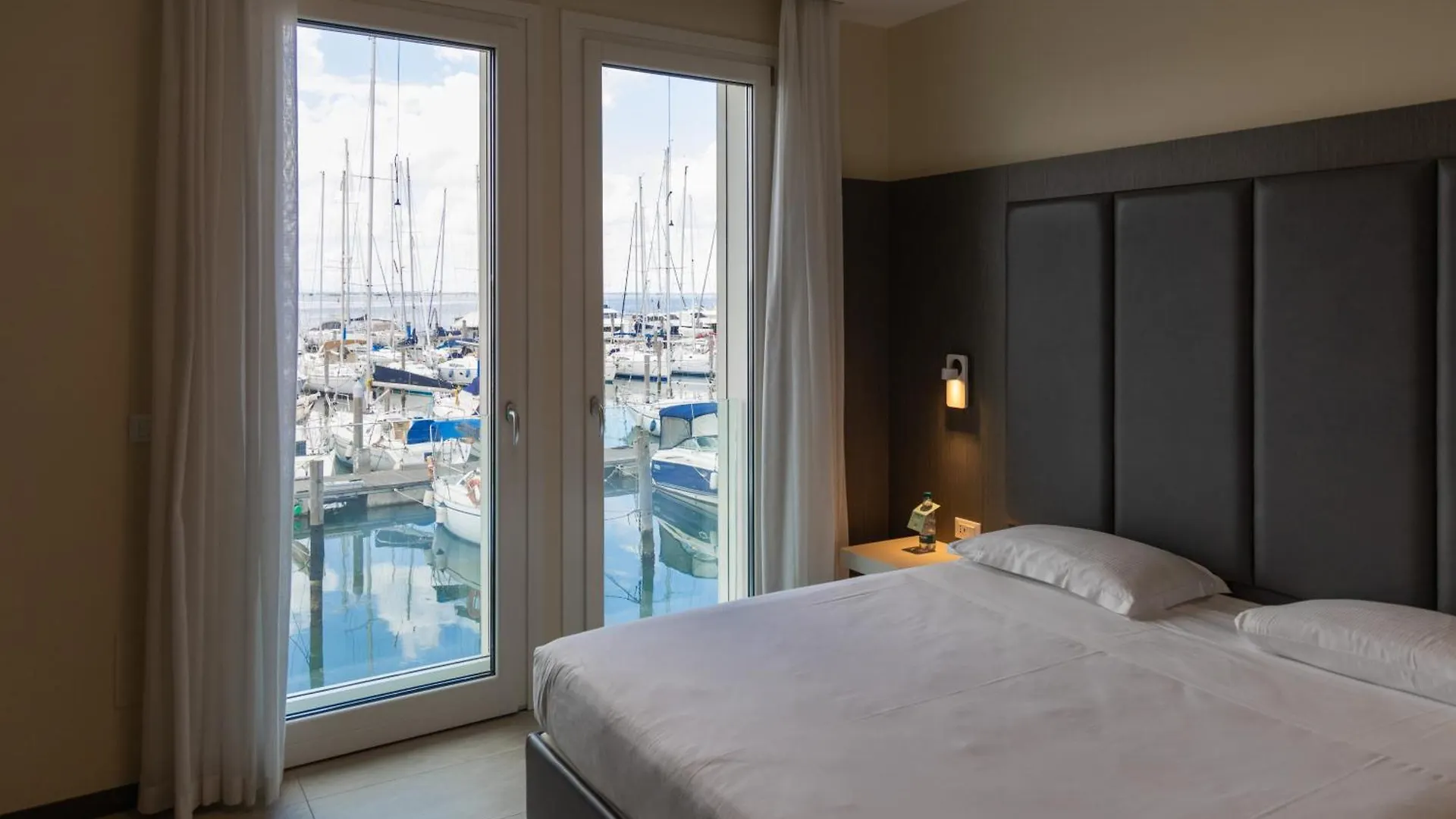 Mosella Suite Hotel Sottomarina
